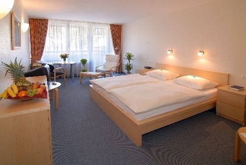 Hak Hotel Am Klostersee Sindelfingen Bagian luar foto